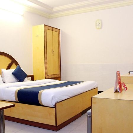 Oyo Hotel Ganga Sagar Near Sri Someshwara Swami Temple Bangalore Esterno foto