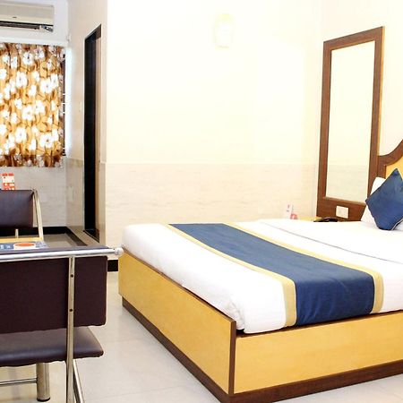 Oyo Hotel Ganga Sagar Near Sri Someshwara Swami Temple Bangalore Esterno foto