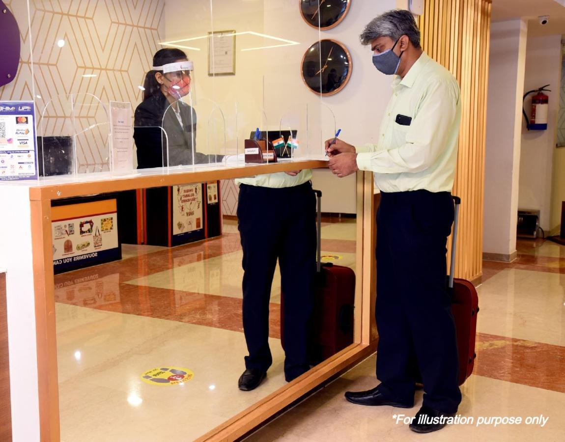 Oyo Hotel Ganga Sagar Near Sri Someshwara Swami Temple Bangalore Esterno foto